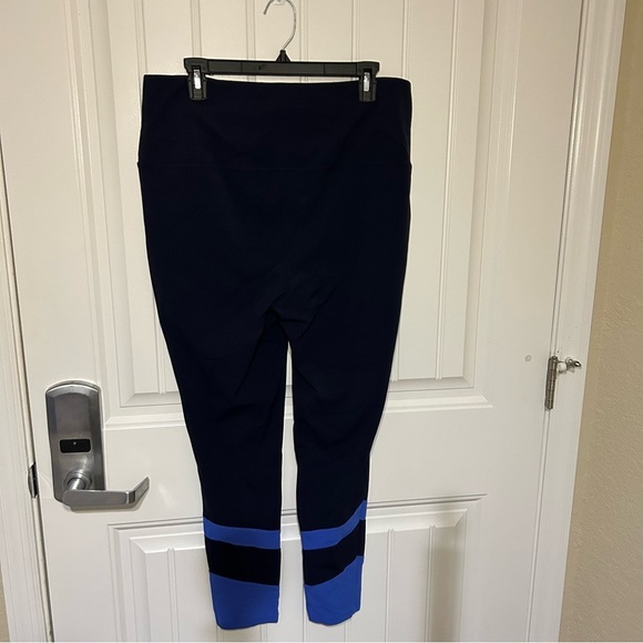Chico’s Zenergy Navy Blue Color-block Leggings Size 12/14 - Picture 5 of 9